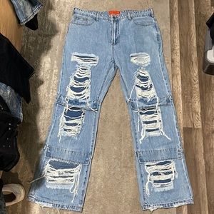 MRDR BRVDO Who Decides War jeans